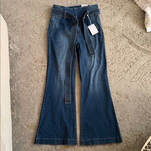 Stylish Dark Blue Flare Jeans with Belt